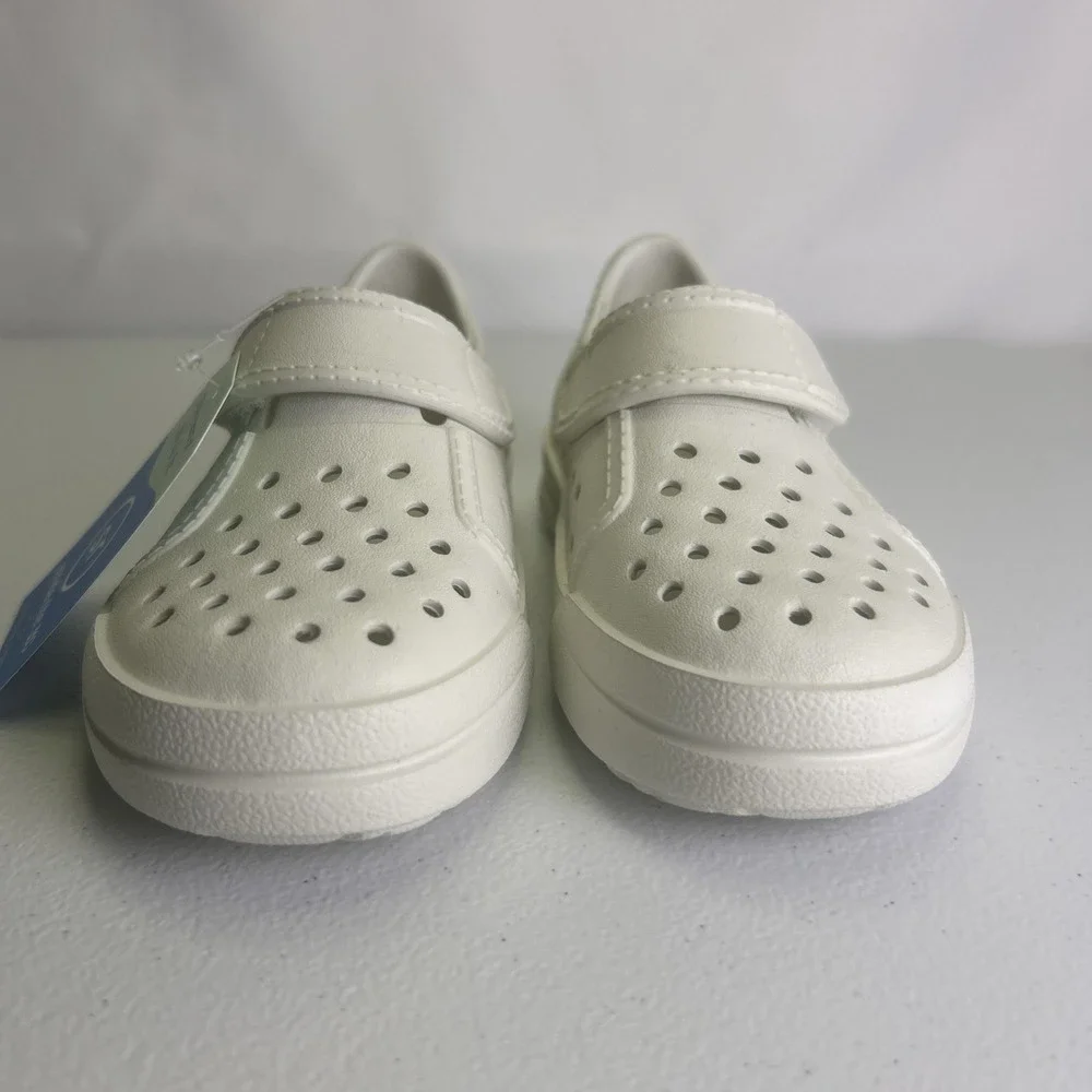Stride Rite 360 Zain Toddler Water Shoes Sandal Size 8M Stone Off White NWB